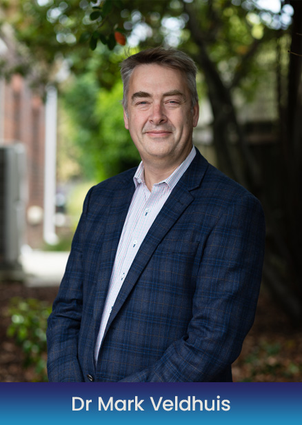 Dr Mark Veldhuis